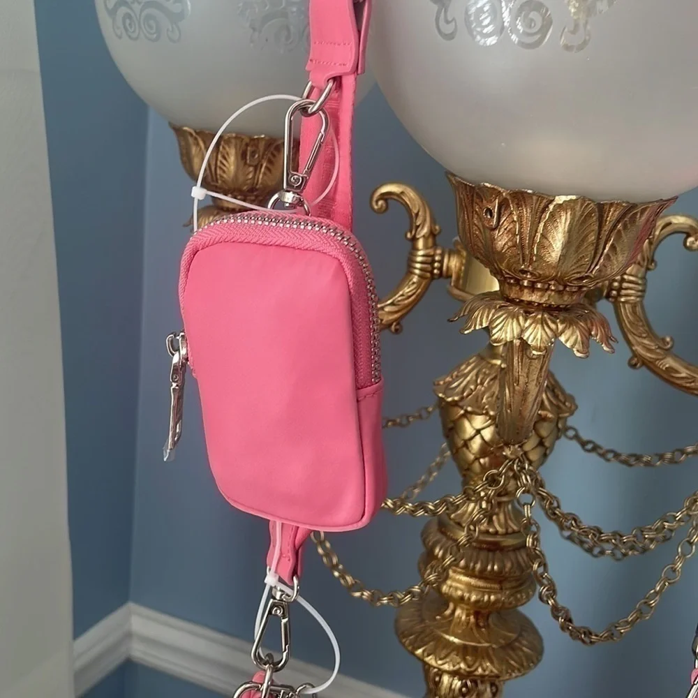 Brand New Steve Madden Raspberry Quilt Stitch Chain Wide Strap Crossbody Purse